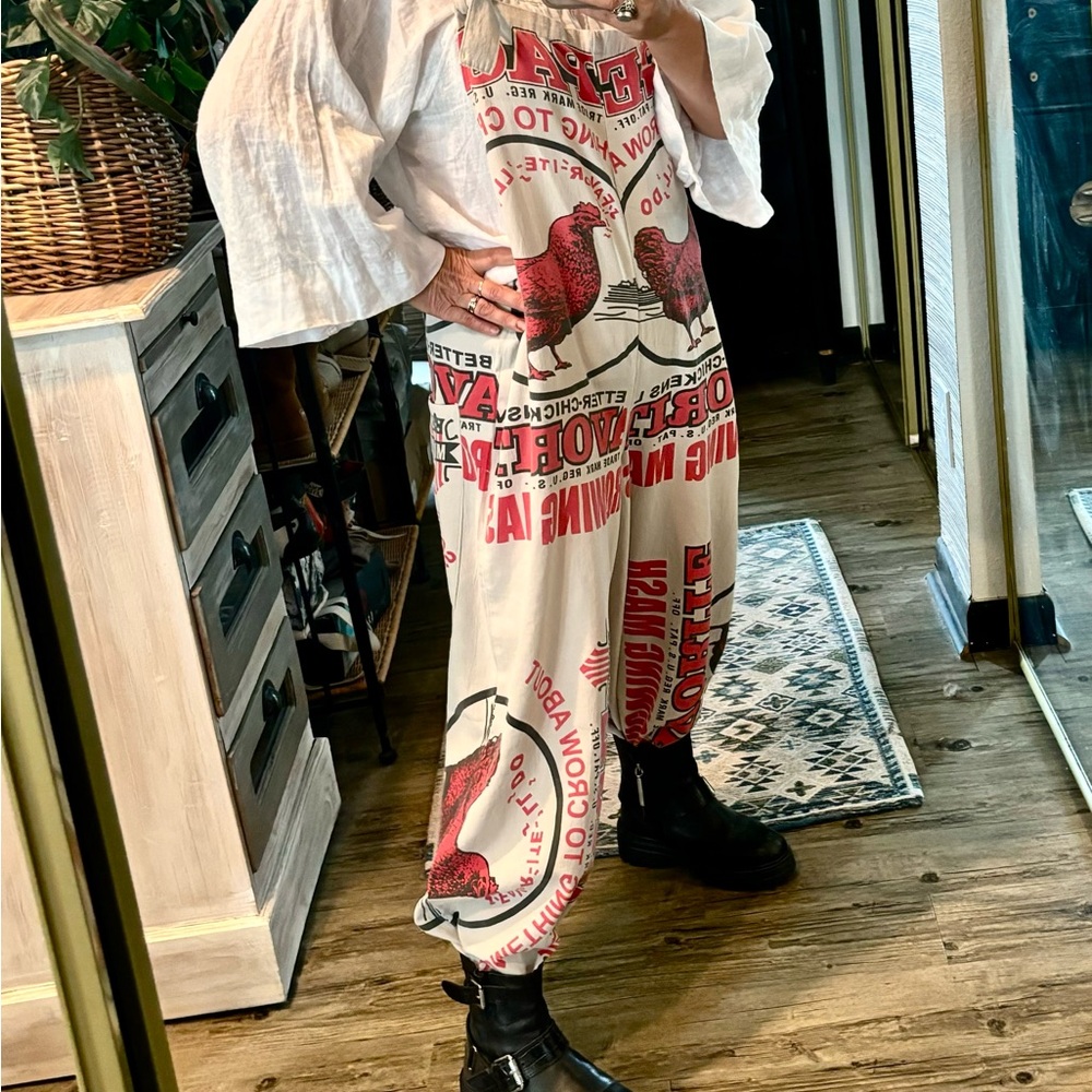 Jaded Gypsy NWT Market Fresh Overalls - Chicken feed Sack cotton feedsack boho - Picture 6 of 8